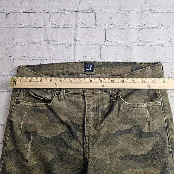 GAP Women's Camo Distressed Best Girlfriend Jeans Size 28 - Picture 10 of 12